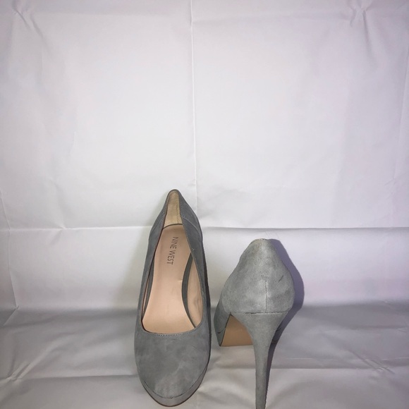 Nine West gray heels - Picture 3 of 4